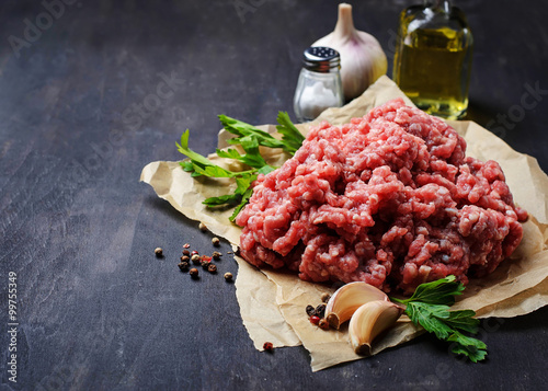 Raw minced meat with olive oil and garlic