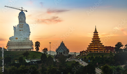 Landmark Temple wat hyua pla kang (Chinese temple) Chiang Rai, Thailand © pixy_nook