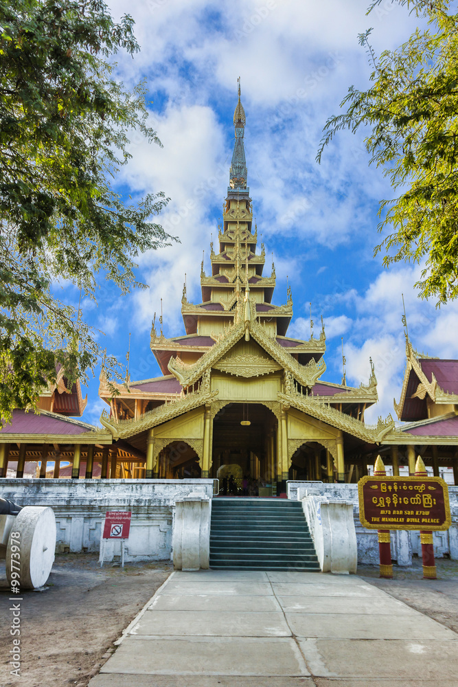 Temple of Grand Palace in Mandalay (Myanmar) Temple of Grand Palace in Mandalay (Myanmar)