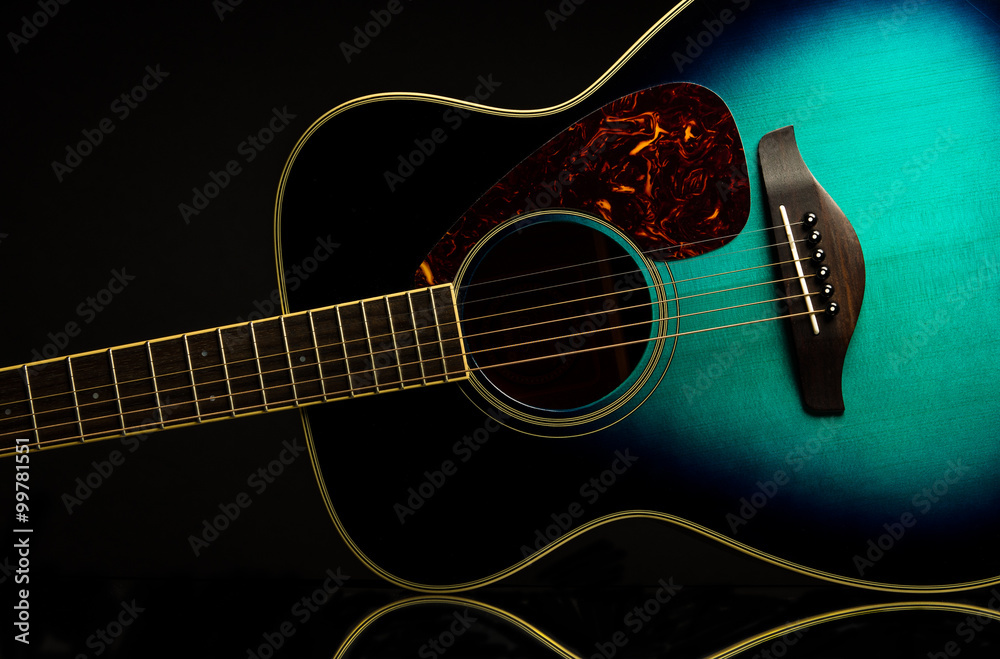 Naklejka premium Guitar with reflection