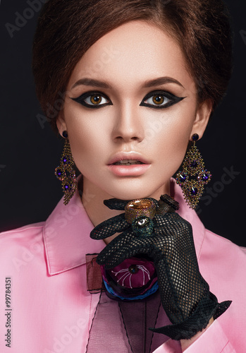 Portrait of Beautiful Woman with retro hairstyle and Clean Skin