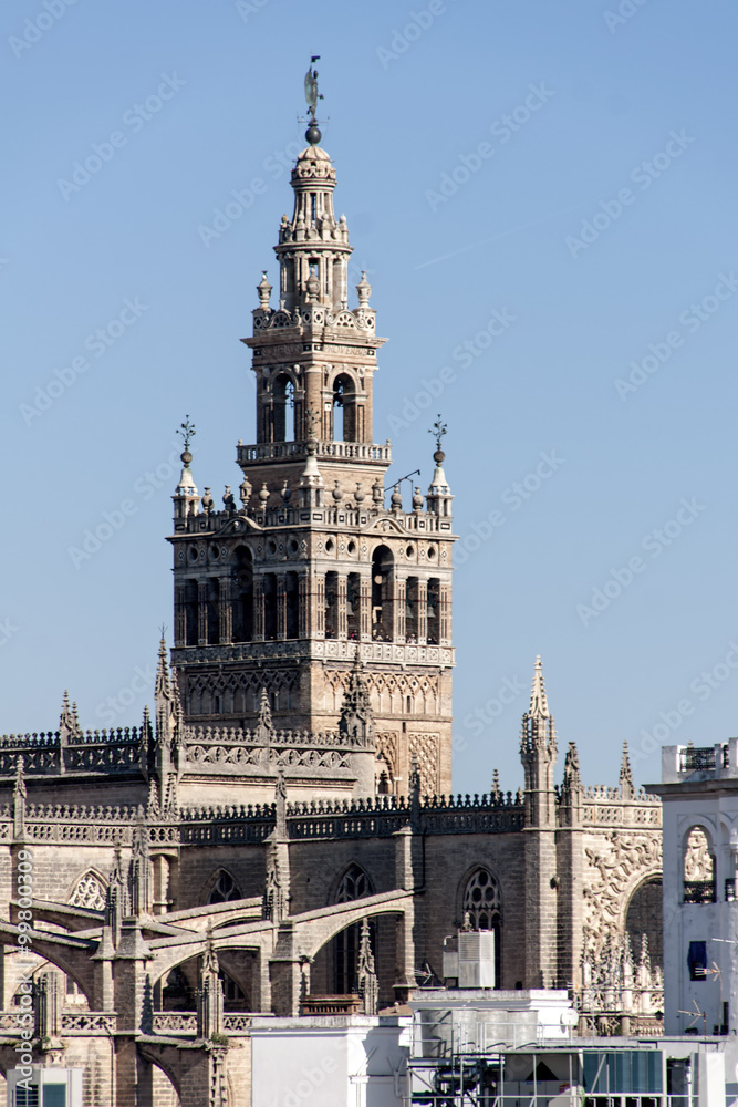 principal monumento de la ciudad de Sevilla, La Giralda