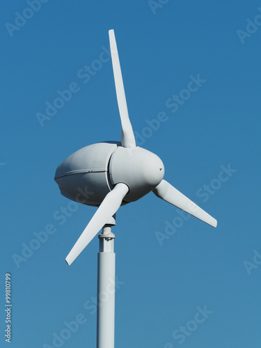 小型の風力発電装置