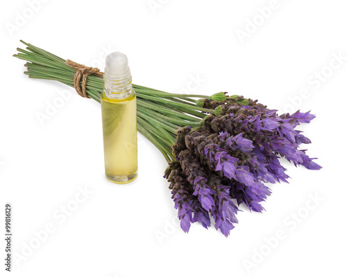 Fototapeta Naklejka Na Ścianę i Meble -   essential oil and lavender flowers