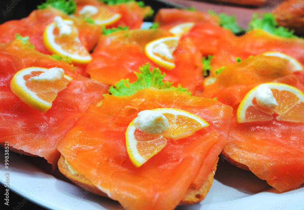 Lachsbrötchen Lachsbrötchen