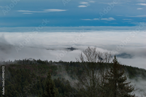 Château du Haut-Ribeaupierre dans les nuages