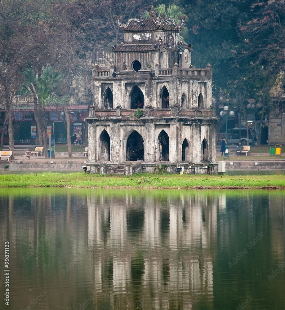 Fototapeta premium Hanoi landmark - Turtle tower in middle of lake
