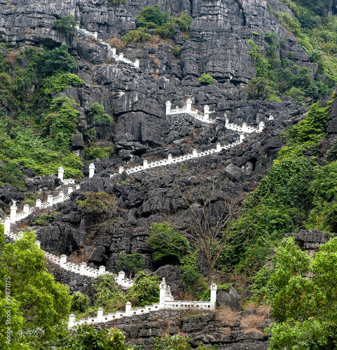 Stairs steps to Hang Mua view point in Tam Coc photo