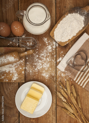  Ingredients for the preparation of bakery products