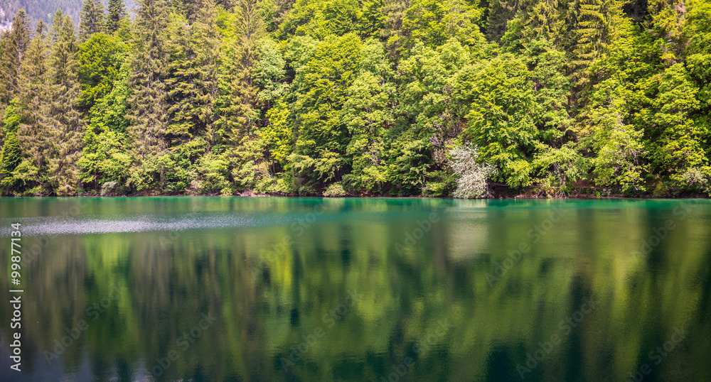 Fototapeta premium Tovel lake, Dolomites