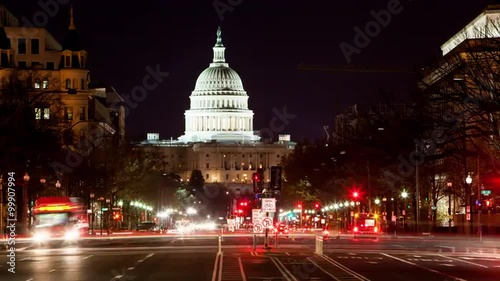 Time lapse of the US Capitol, Congress at night.