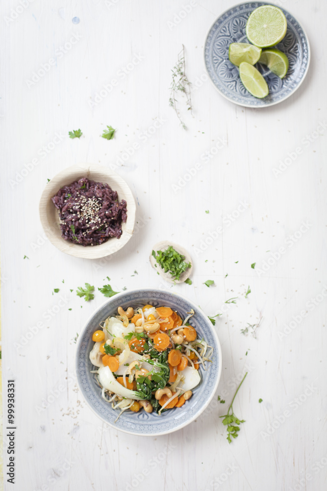 Pakchoi Gemüse mit Reis Pakchoi Gemüse mit Reis