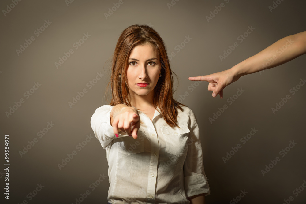 Pointing Look At That