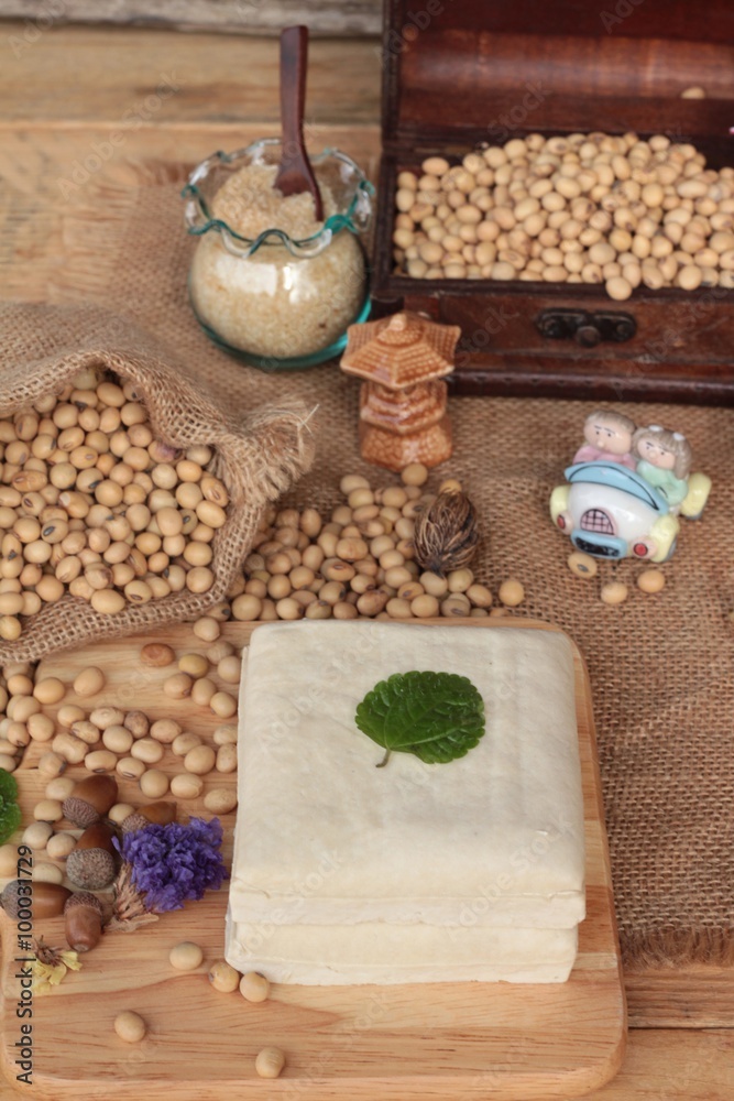 Tofu for cooking and soybean seed. Tofu for cooking and soybean seed.