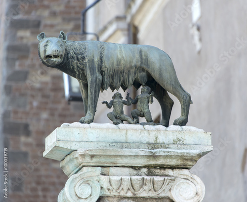Photography Italy. Rome. The wolf sculpture