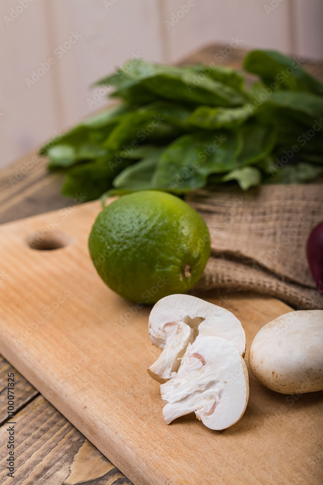 Champignons with lime