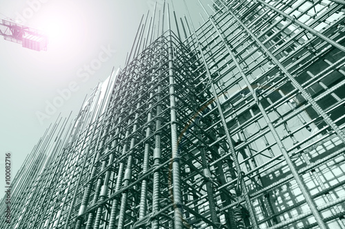 Fotografia Steel grid on the construction site