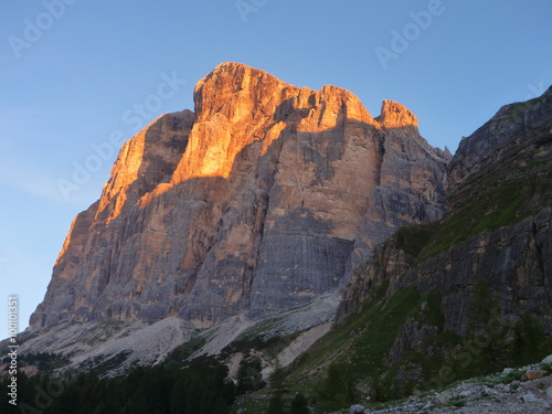 Tofana di Rozes in sunrise