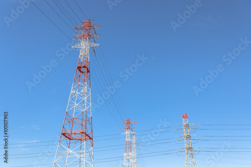 Photos 送電線と鉄塔　電力自由化イメージ素材