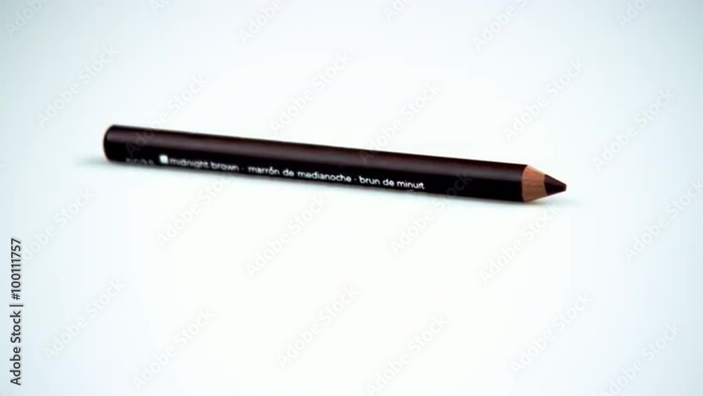 Clip of various make-up items.