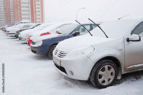 Cars on a parking © Dmitry Vereshchagin