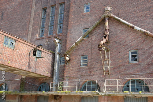 Getreidespeicher im alten Hafen von Wismar photo