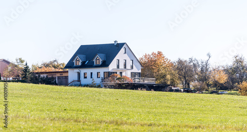 Einfamilienhaus im Grünen