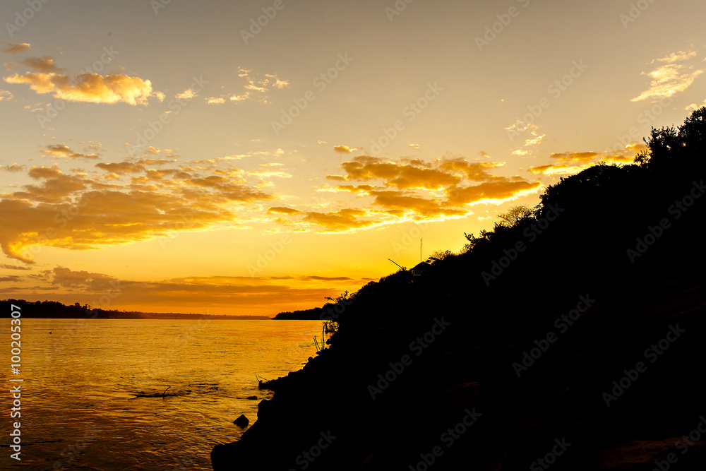 Naklejka premium Color of the sky that morning Mekong River Ubon Ratchathani, Tha