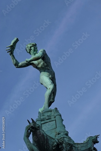 Antwerpen Großer Markt Statue 2 © Bernhard Küpper