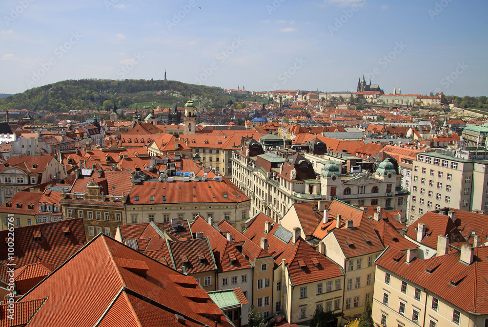 Fototapeta premium PRAGUE, CZECH REPUBLIC - APRIL 24, 2013: View from Old Town Hall Tower to Mala Strana (Lesser Town) and Hradcany