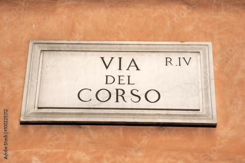 Canvas Print Famous Via del Corso Street Sign in Rome, Italy