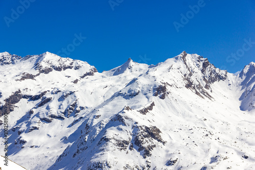 Paesaggio invernale di montagna