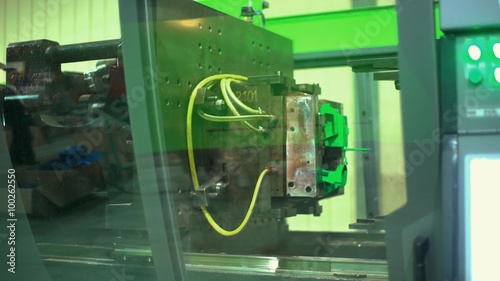 Device Produces a Plastic Piece of Infant Toys: Automation in