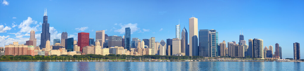 Fotobehang Chicago Chicago panorama met Lake Michigan  © Oleksandr Dibrova