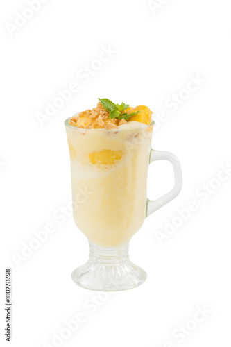 Mango cobbler shake