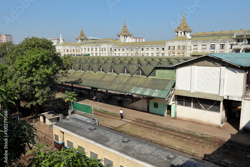 Der Bahnhof von Rangun in Myanmar