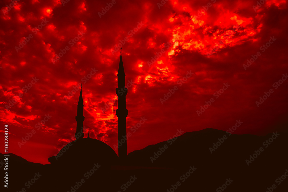 Fototapeta premium Silhouette of a mosque