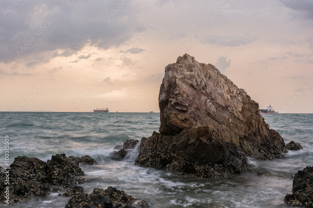 Fototapeta premium Sunset on the sea