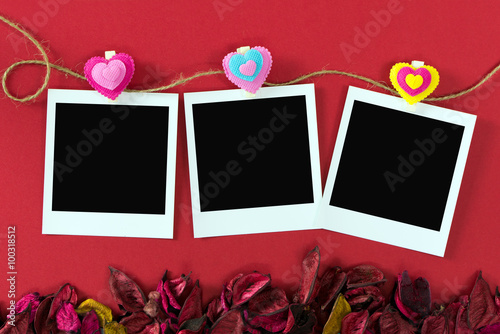 Instant photo frames for Valentine's theme