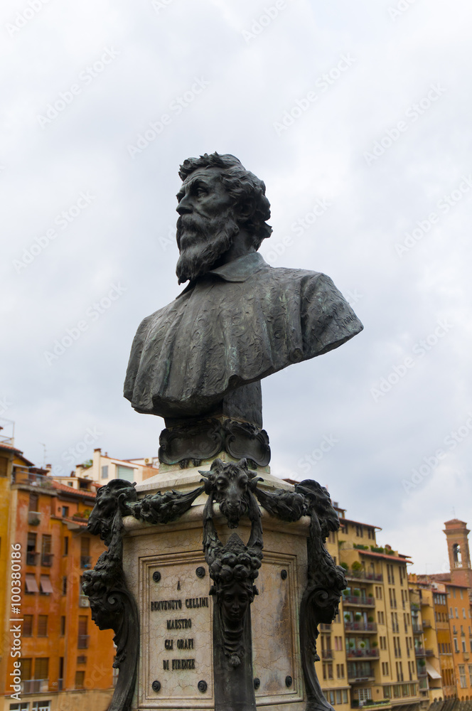 Fototapeta premium Bust of Benvenuto Cellini, Florence, Italy by Raffaeallo