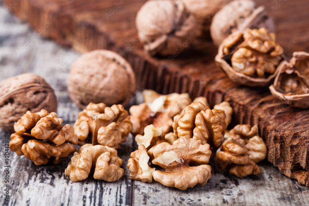 walnuts walnuts