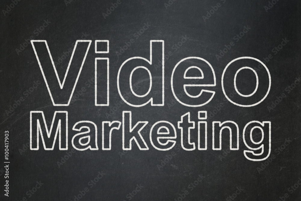 Obraz premium Marketing concept: Video Marketing on chalkboard background