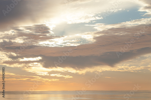 Fototapeta Naklejka Na Ścianę i Meble -  Beautiful colorful sunset over mediterranean sea in Alanya Turke