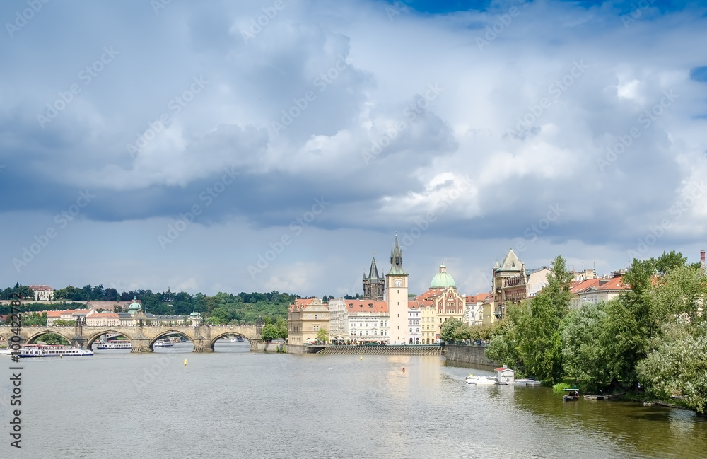 Fototapeta premium Starożytna średniowieczna architektura Praga, Czechy, Europa