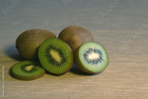 Kiwis cortados