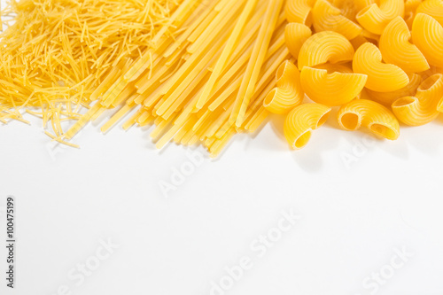 Raw pasta border
