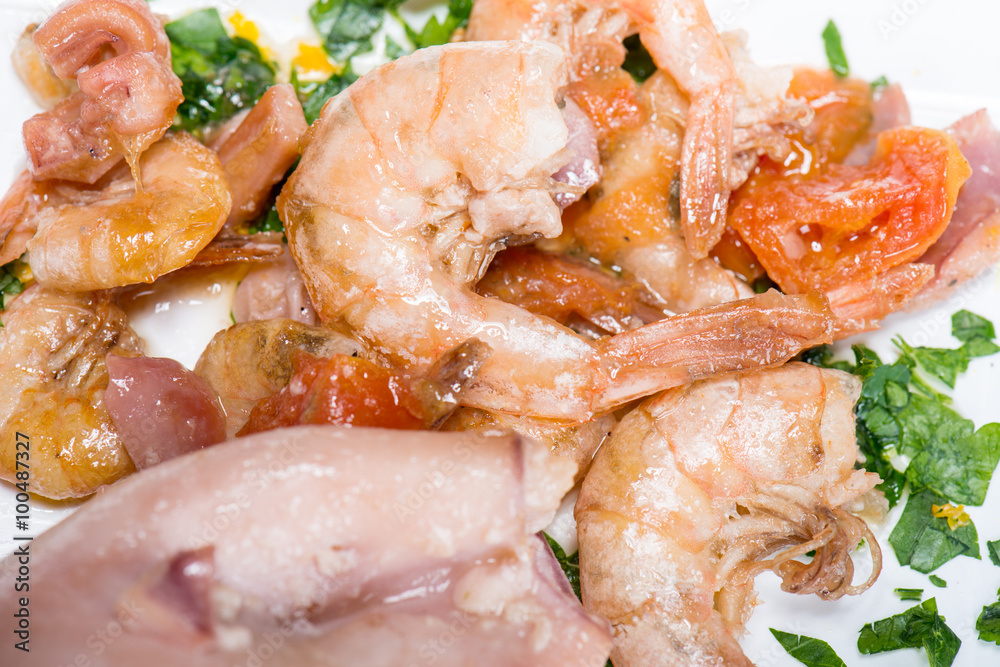 Stuffed squid fried with shrimp Stuffed squid fried with shrimp