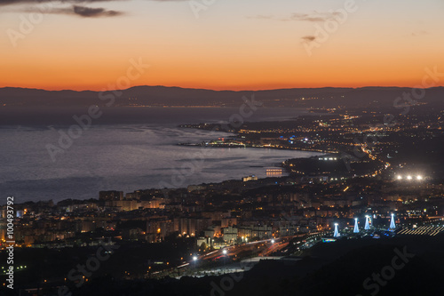 Ultimas luces del día sobre Marbella, Málaga © Antonio ciero