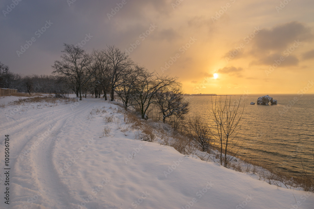 Winter dawn in the Kerch Bay