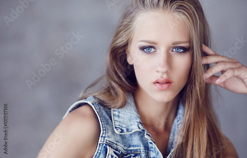 A woman with blue eyes.